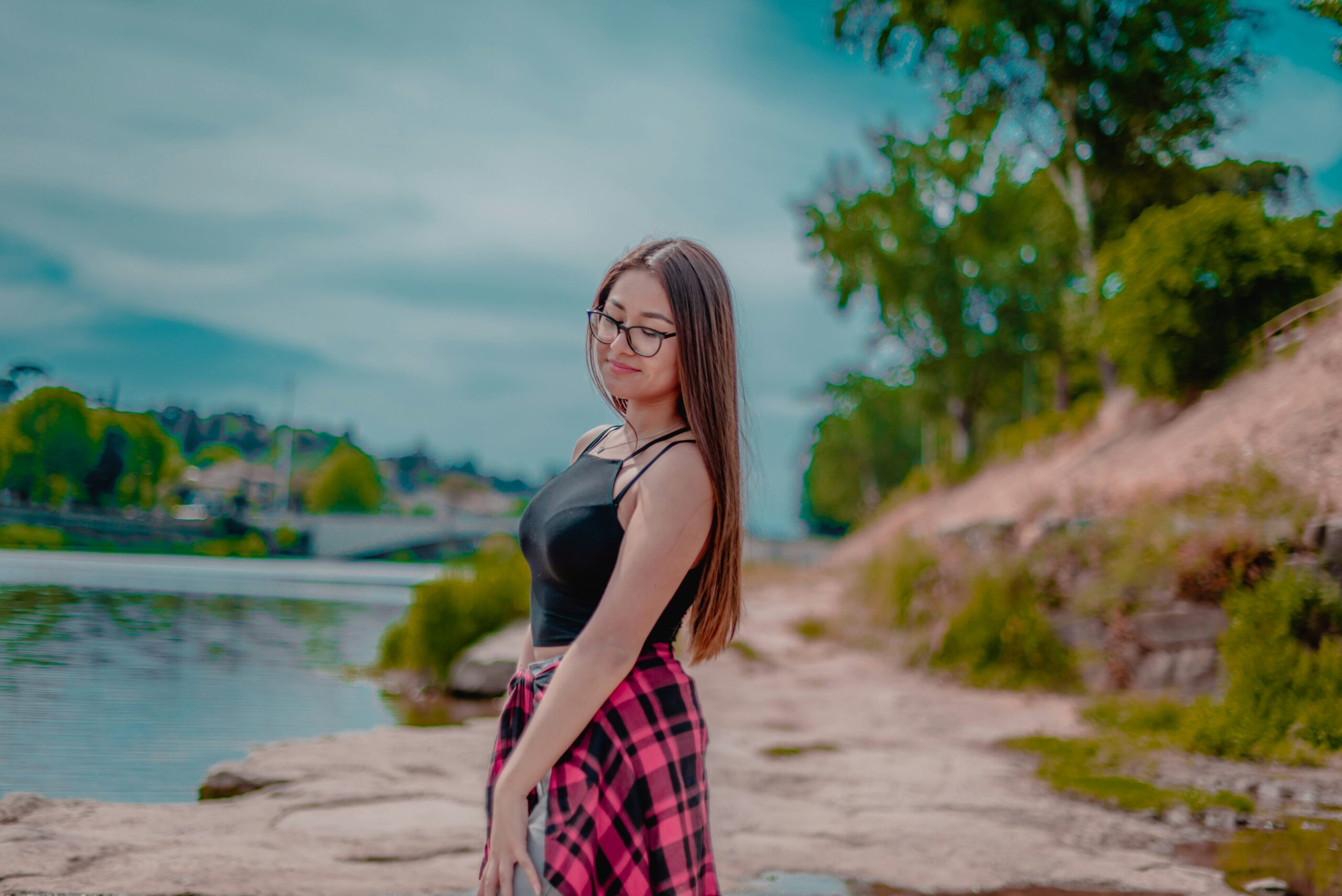 Aiarty Image Enhancer・Topaz Photo AI・waifu2xを徹底比較する記事のアイキャッチ画像