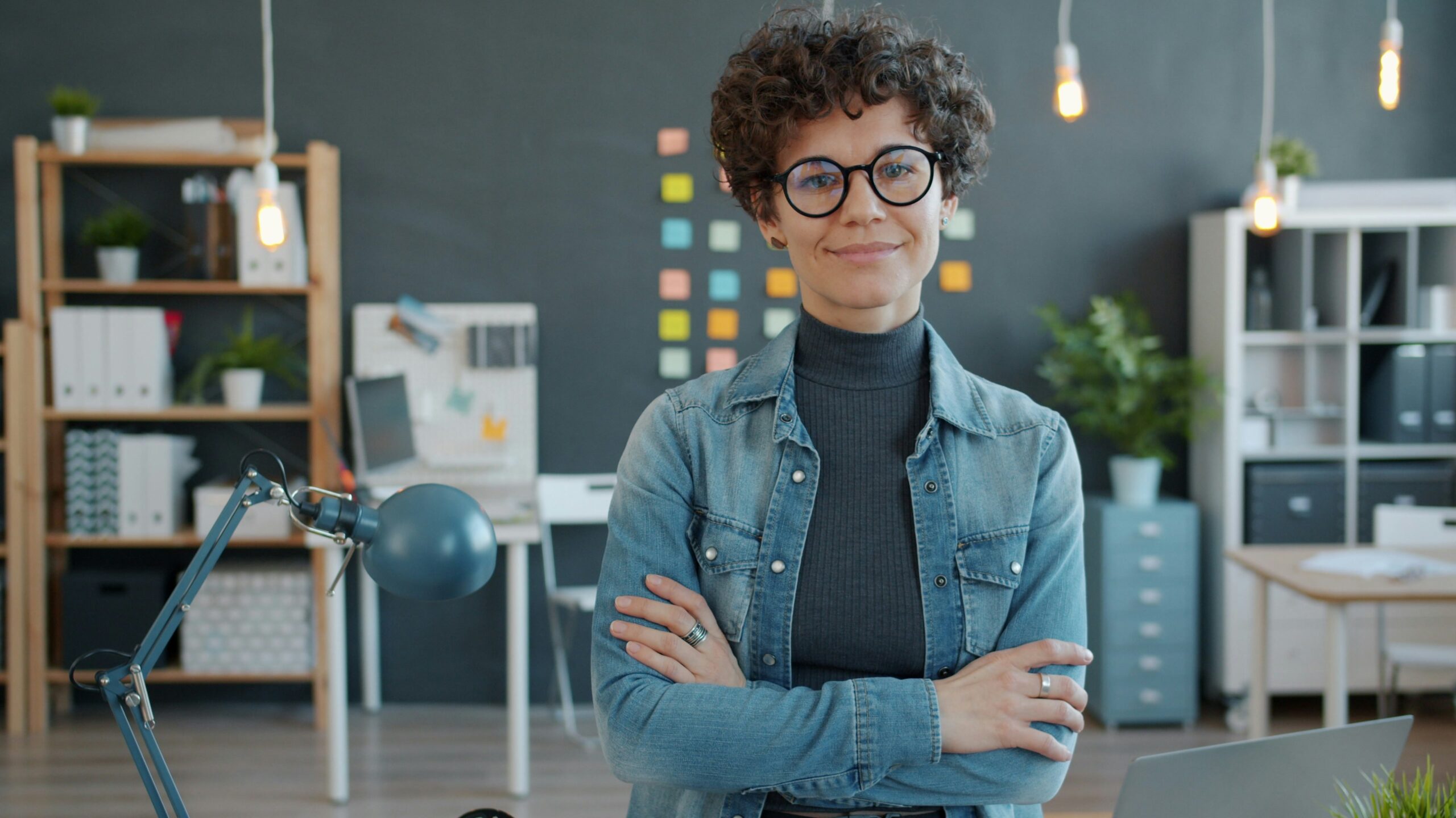 STRATEGY CAREERで年収アップ転職を成功させる5つの戦略を解説する記事のアイキャッチ